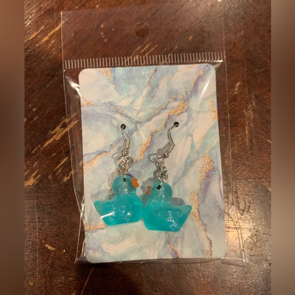 NEW HANDMADE GLOW IN THE DARK BLUE DUCK EARRINGS - Picture 2 of 3